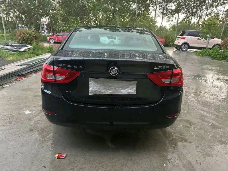 徐州16年别克英朗8