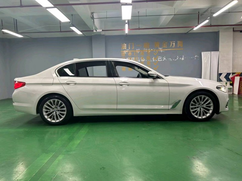 成都20年宝马5系9