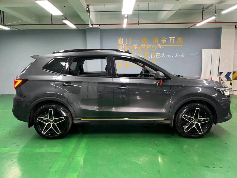 成都23年荣威RX59