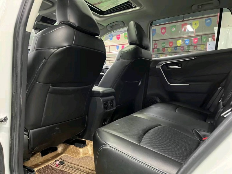 成都20年丰田RAV46