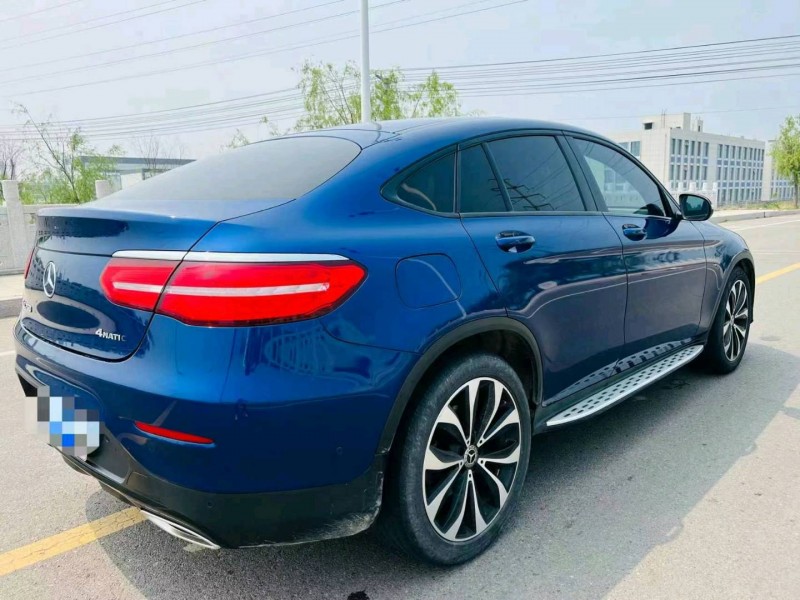 东营18年奔驰GLC5