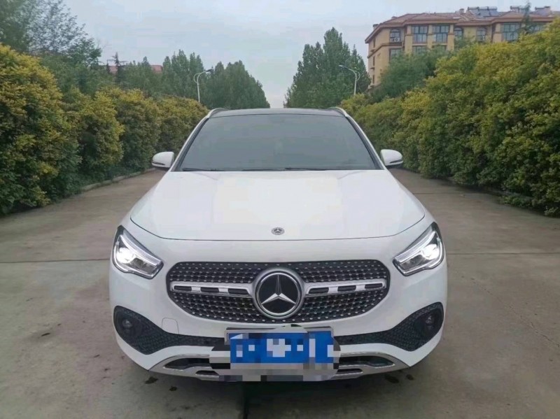 东营21年奔驰GLA1