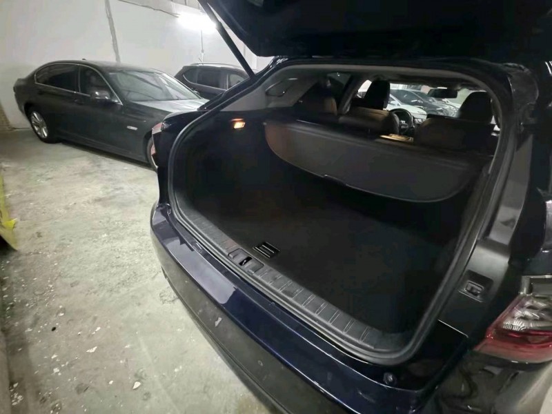 广州16年雷克萨斯RX8