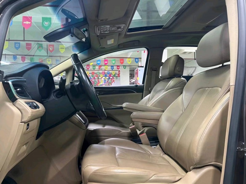 成都18年别克GL84