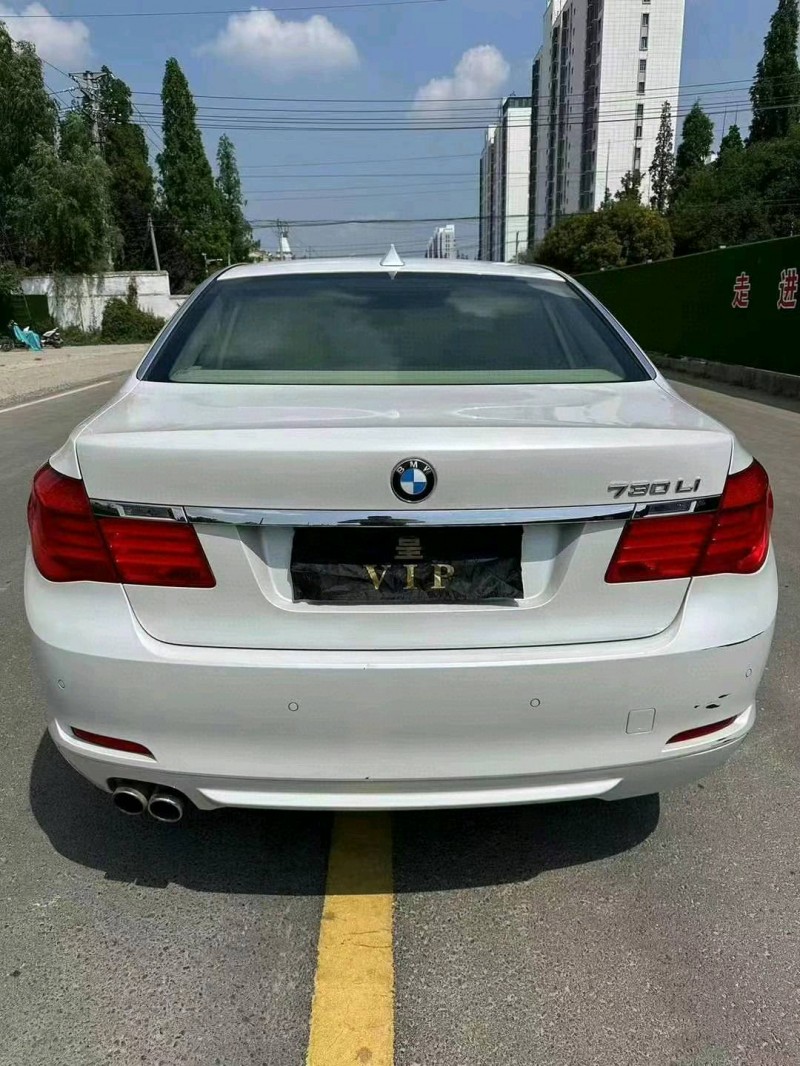 徐州10年宝马7系9