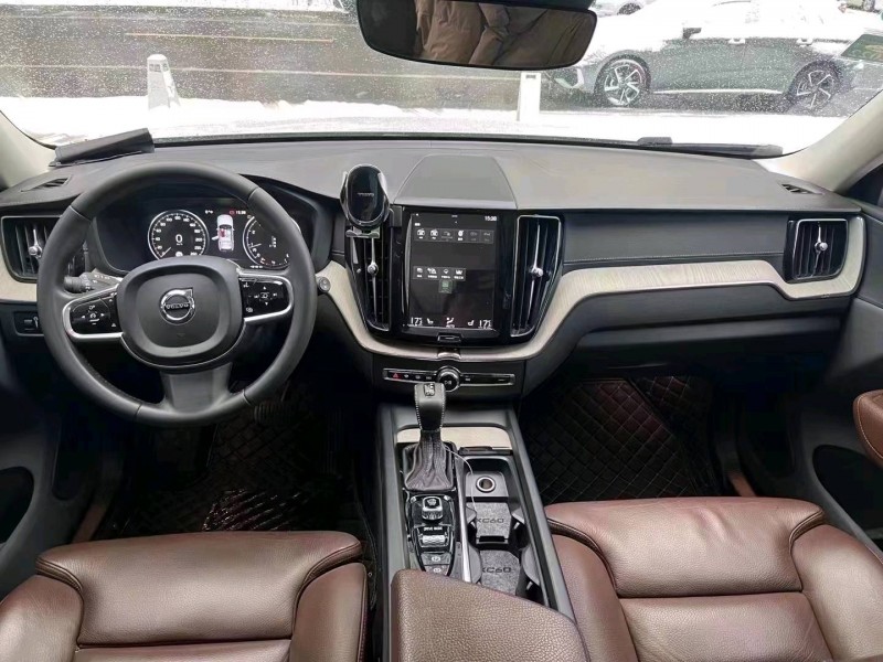 徐州20年沃尔沃XC606