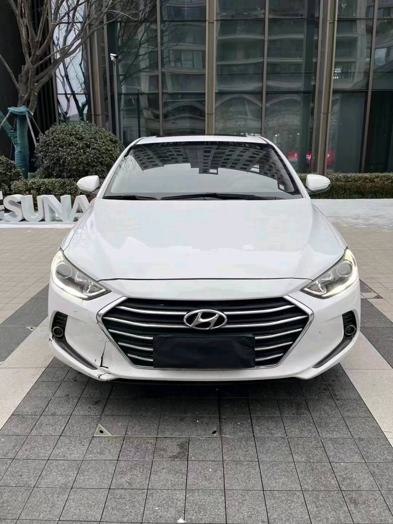徐州17年现代伊兰特1