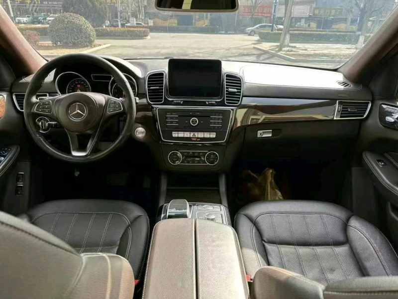 邢台19年奔驰GLS4