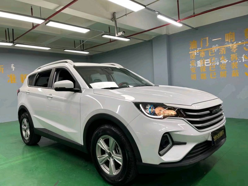 成都21年奇瑞捷途X702