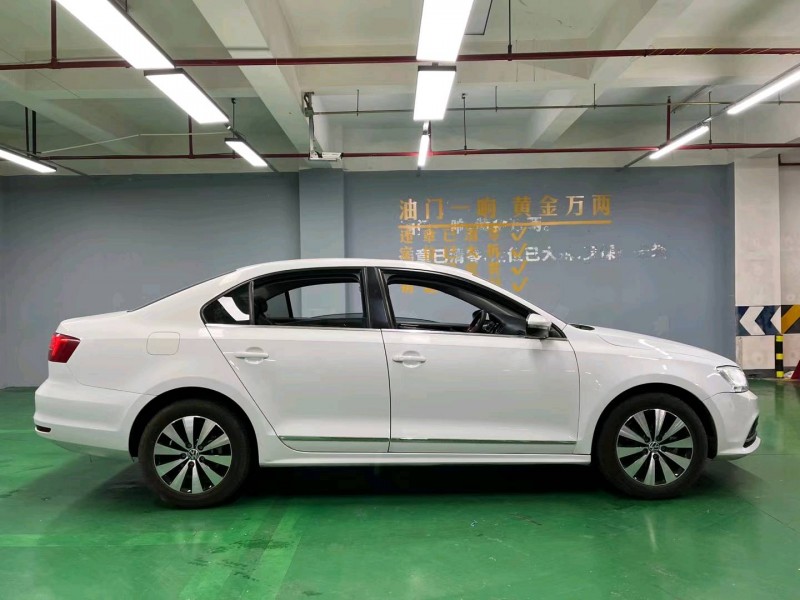 成都18年大众速腾8