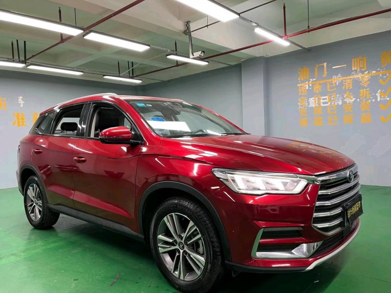 成都21年比亚迪宋2