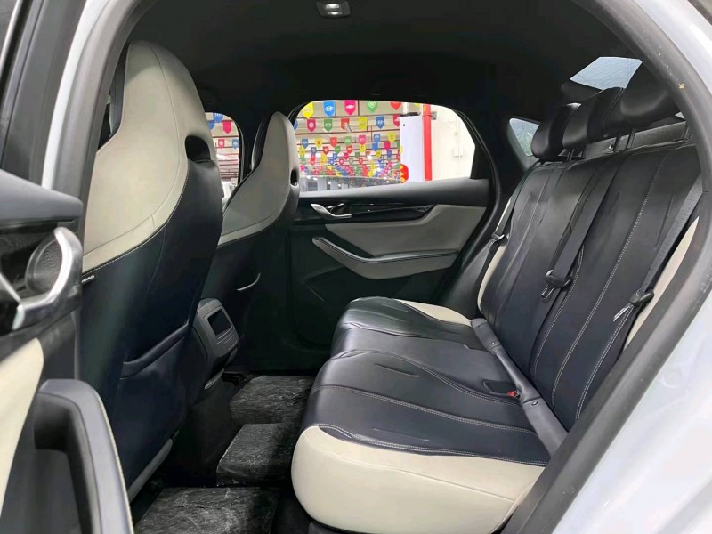 成都22年比亚迪秦6