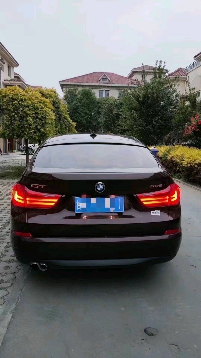 保定17年宝马5系GT8