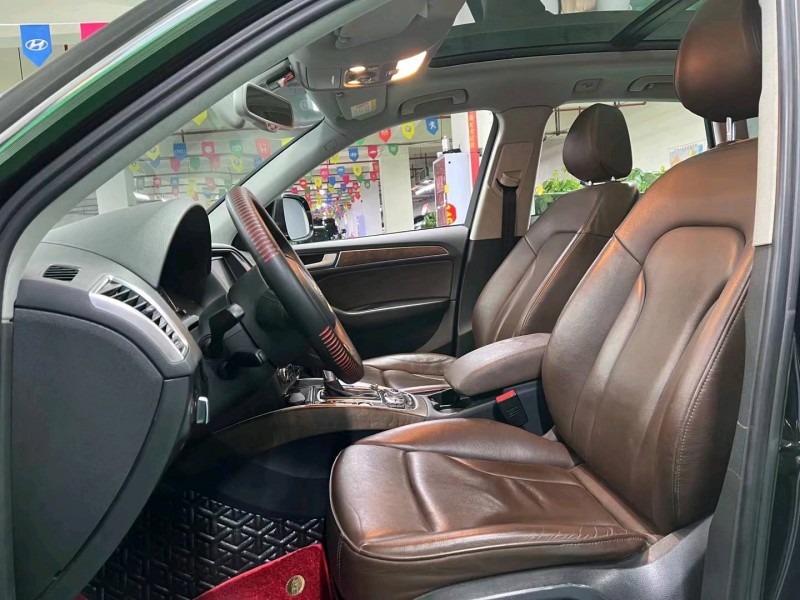 成都15年奥迪Q55