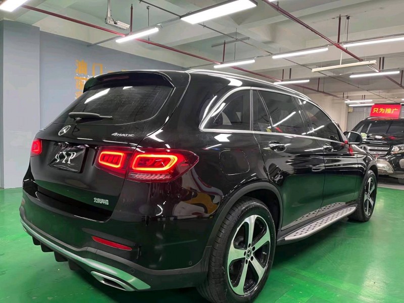 成都22年奔驰GLC7