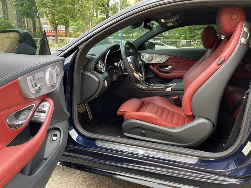 佛山22年奔驰AMG4