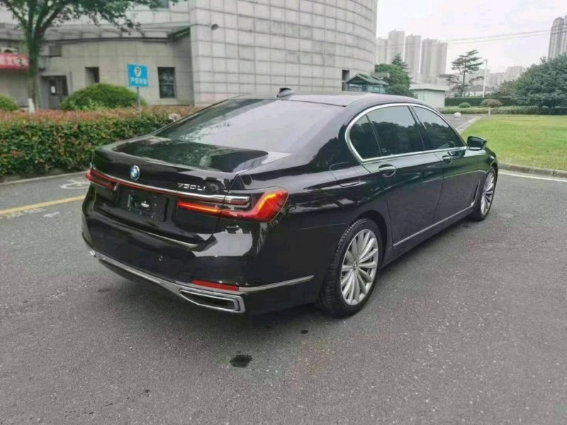 苏州22年宝马7系7