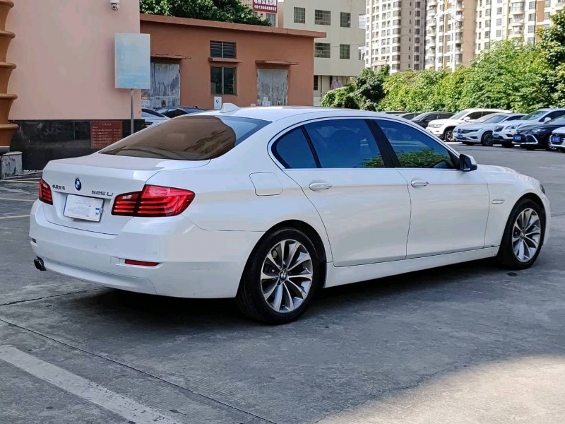 佛山17年宝马5系5
