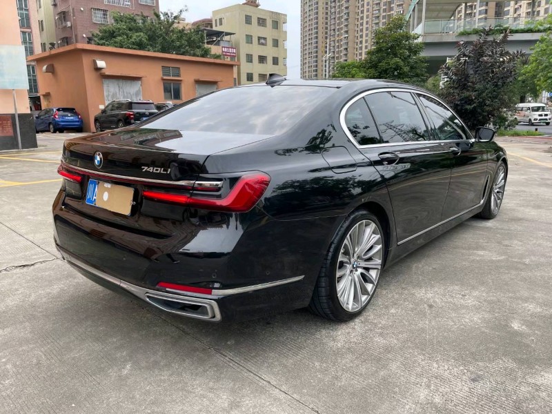 佛山21年宝马7系新能源5