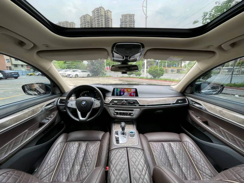 佛山21年宝马7系新能源9