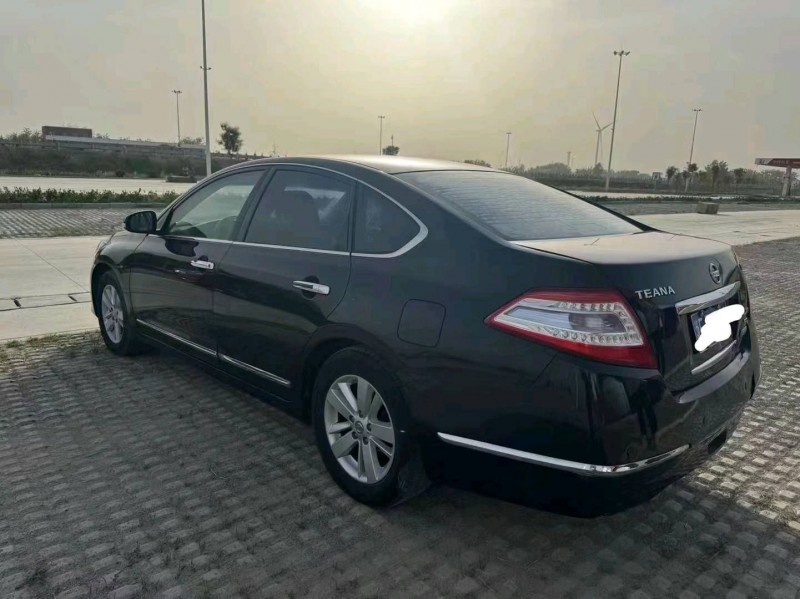 淄博11年日产天籁4