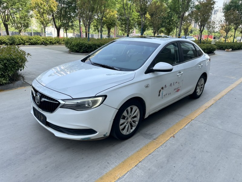 济宁18年别克英朗GT3