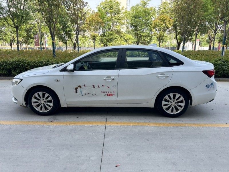 济宁18年别克英朗GT5