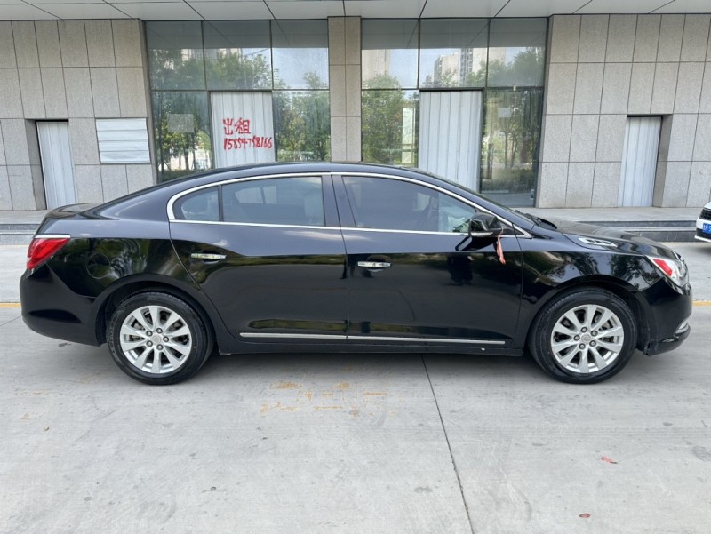 济宁15年别克君越4