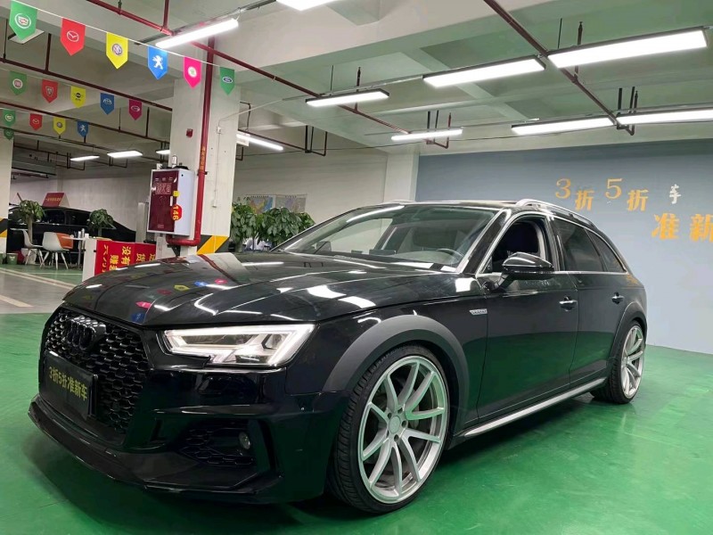 成都19年奥迪A4L3