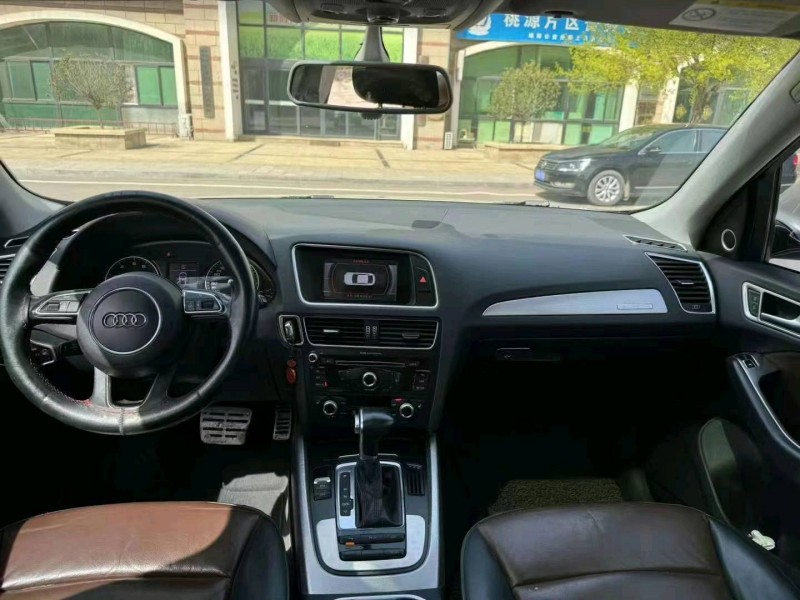 东营16年奥迪Q59