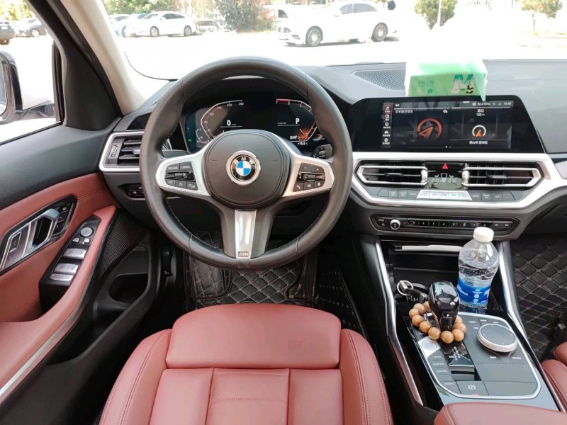 佛山21年宝马3系8