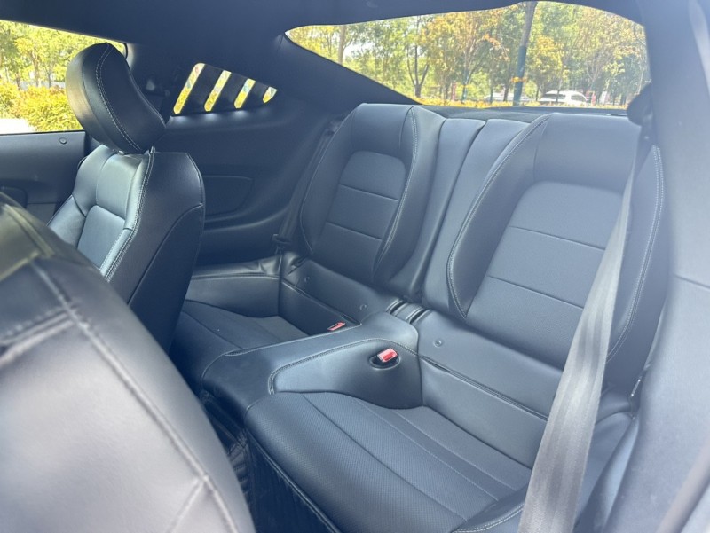 济宁18年福特野马7