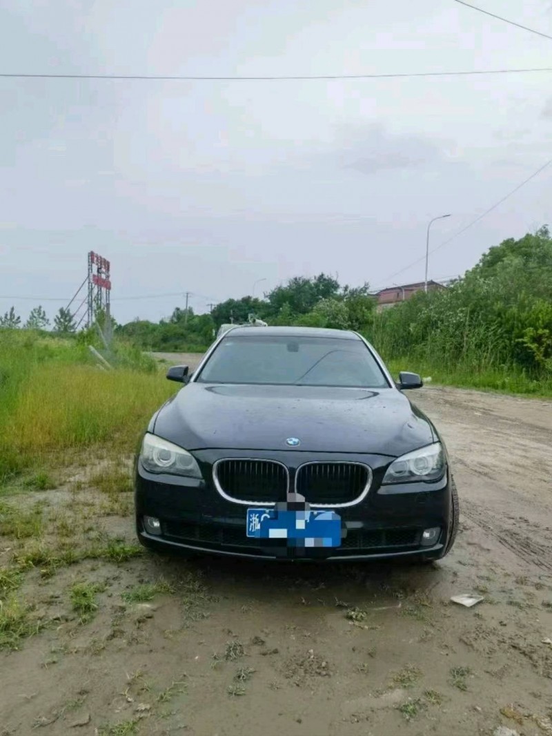苏州12年宝马7系1