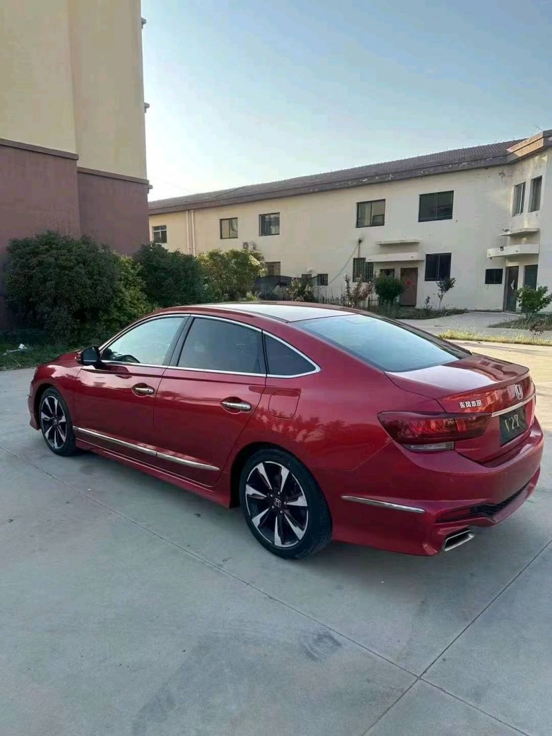 东营15年本田思铂睿4