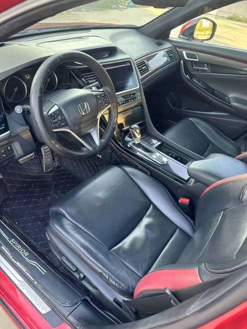 东营15年本田思铂睿6