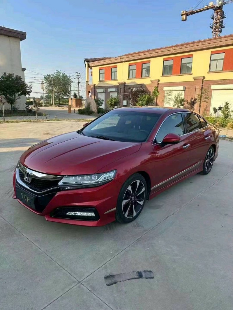 东营15年本田思铂睿8