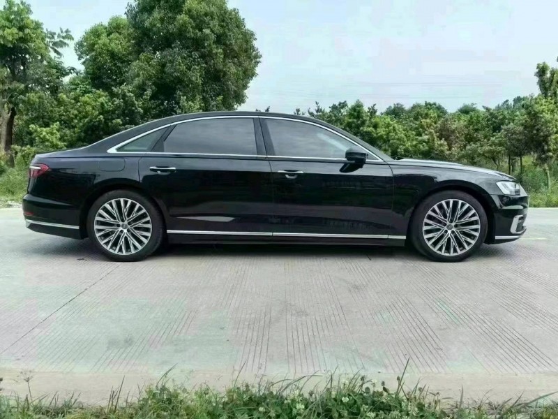 苏州20年奥迪A8L3
