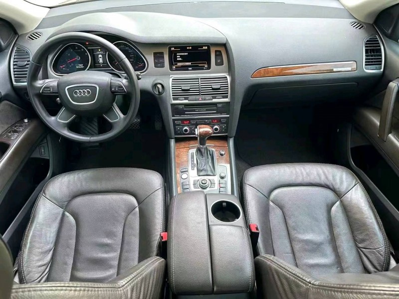东营14年奥迪Q74