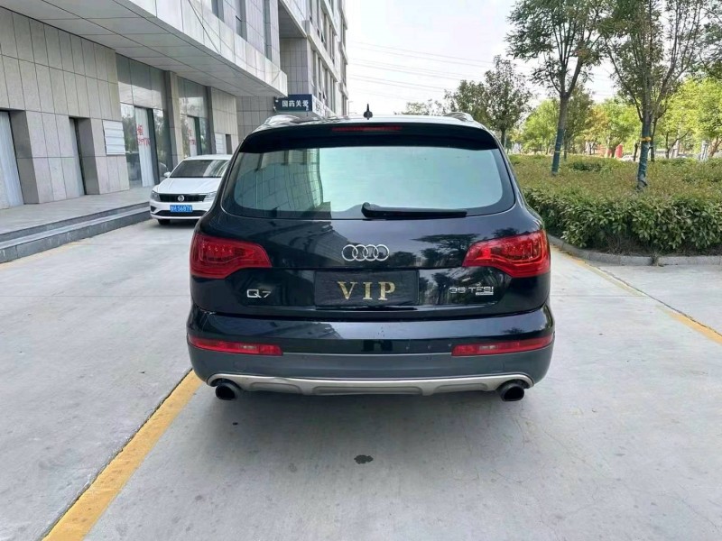 东营14年奥迪Q76