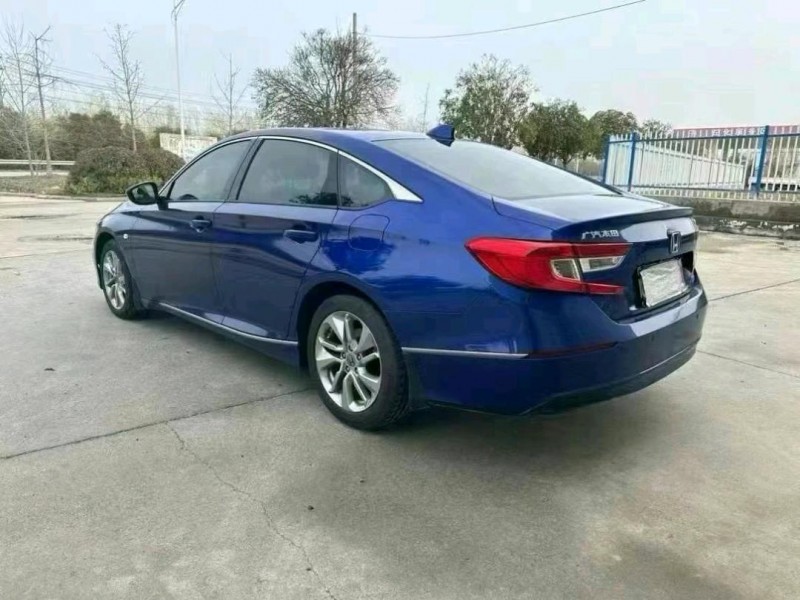 徐州19年本田雅阁6