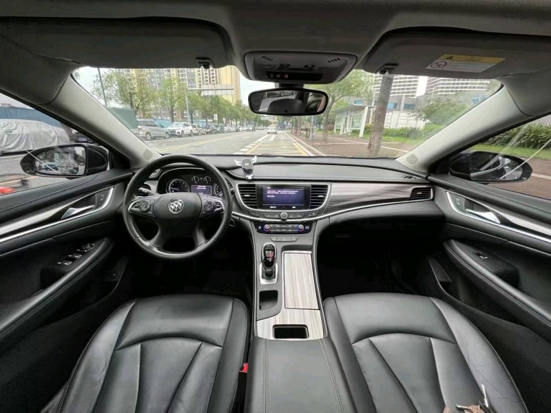 汕头20年别克君越4