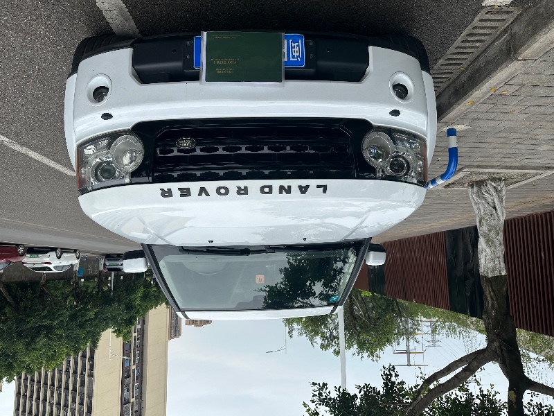 成都10年路虎发现1