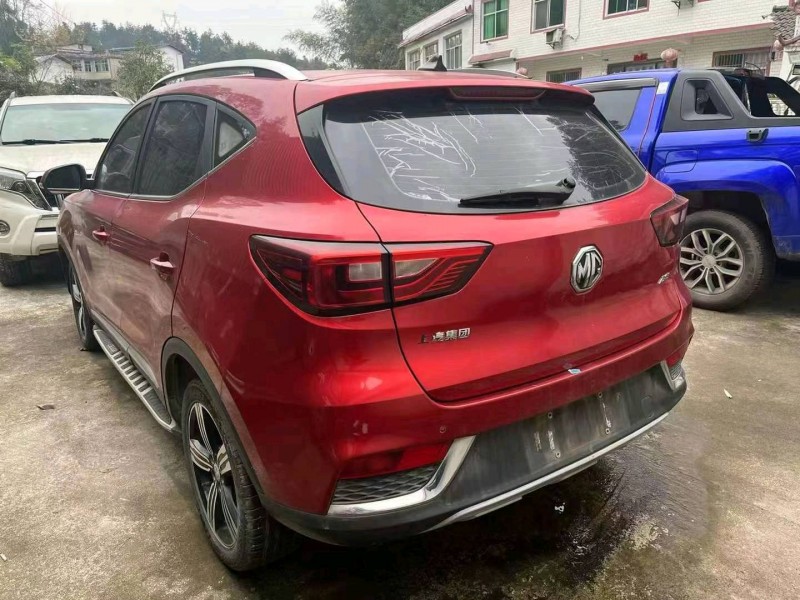 东营17年名爵ZS5