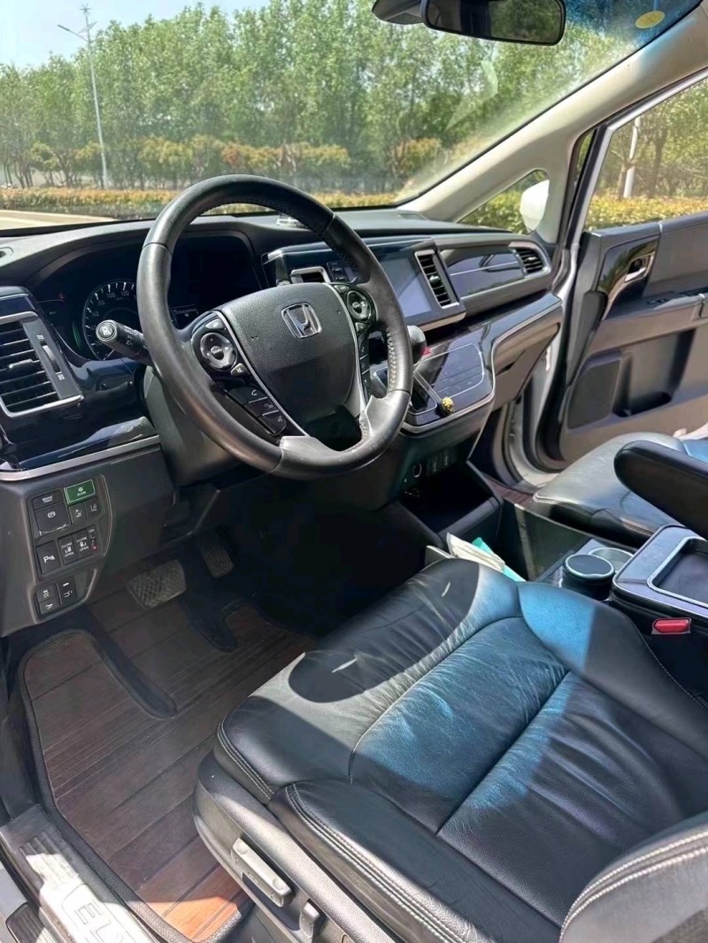 枣庄19年本田艾力绅4