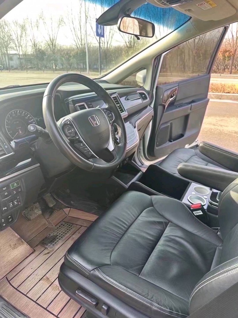 枣庄21年本田艾力绅4