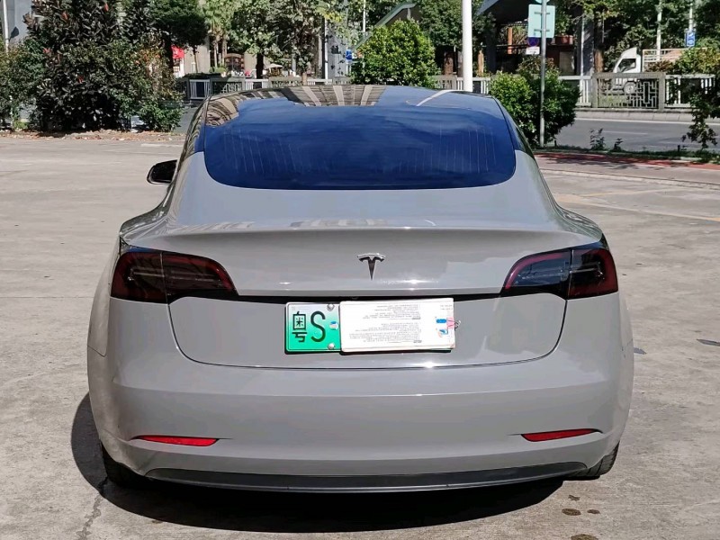 佛山22年特斯拉MODEL 32