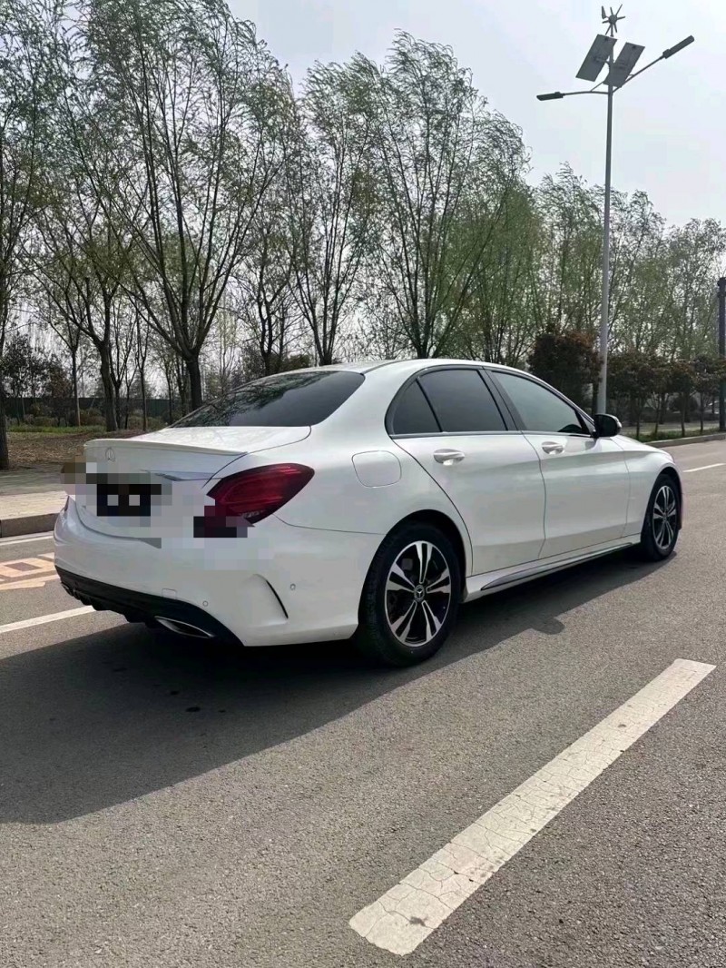 枣庄19年奔驰C9