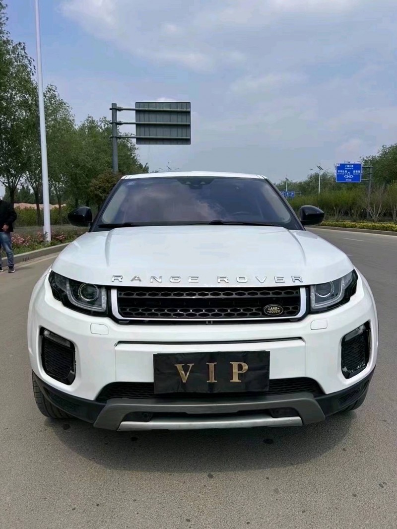 枣庄17年路虎极光1