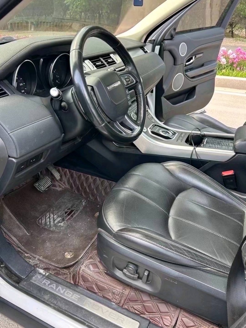 枣庄17年路虎极光4