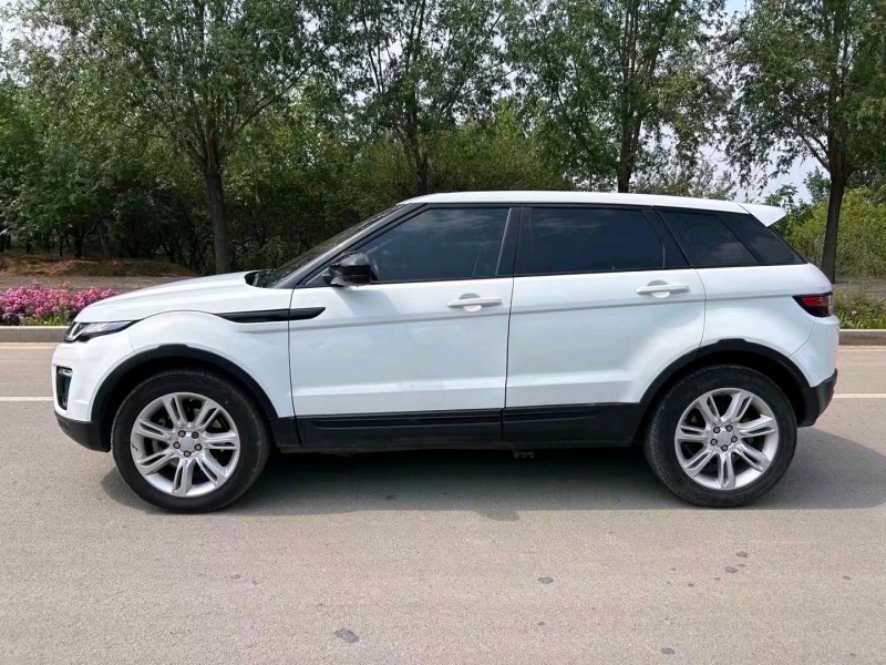 枣庄17年路虎极光7